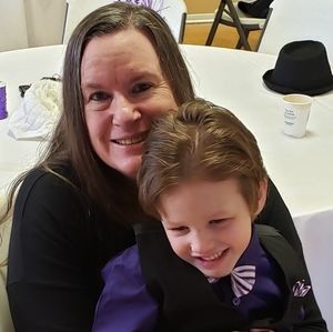 Meet your Posher, Leslie